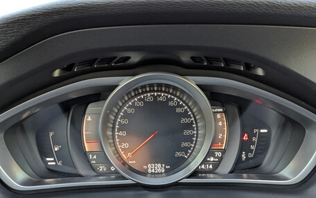 Volvo V40 Cross Country I, 2019 год, 2 350 000 рублей, 16 фотография