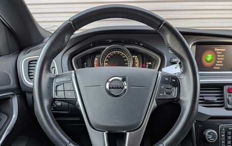 Volvo V40 Cross Country I, 2019 год, 2 350 000 рублей, 22 фотография