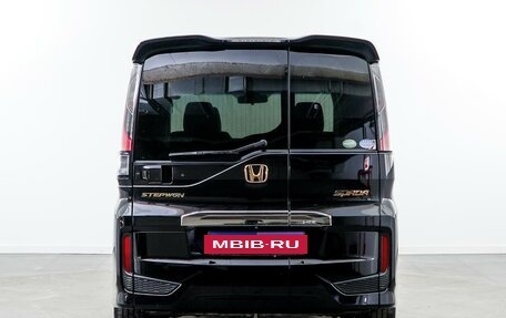 Honda Stepwgn IV, 2016 год, 2 048 444 рублей, 4 фотография