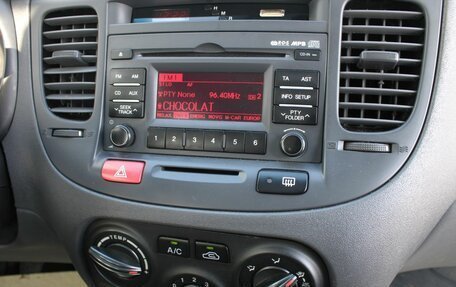 KIA Rio II, 2009 год, 550 000 рублей, 18 фотография