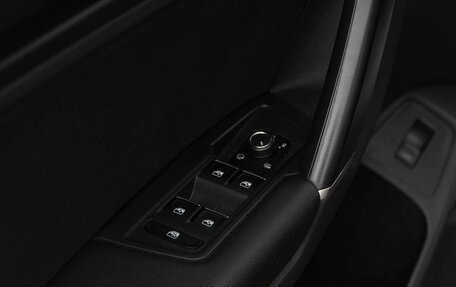 Volkswagen Tiguan II, 2017 год, 2 954 444 рублей, 18 фотография