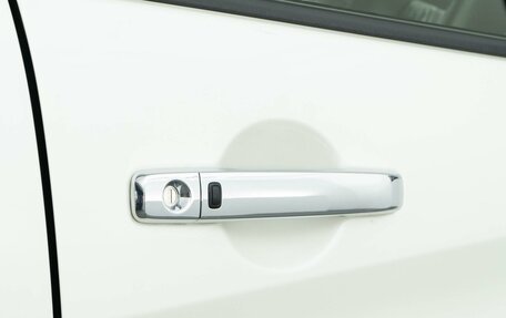 Nissan Serena IV, 2018 год, 2 139 050 рублей, 6 фотография