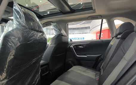 Toyota RAV4, 2025 год, 4 150 000 рублей, 16 фотография