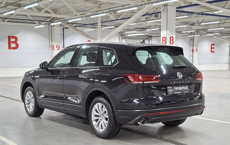 Volkswagen Touareg III, 2018 год, 4 800 000 рублей, 11 фотография