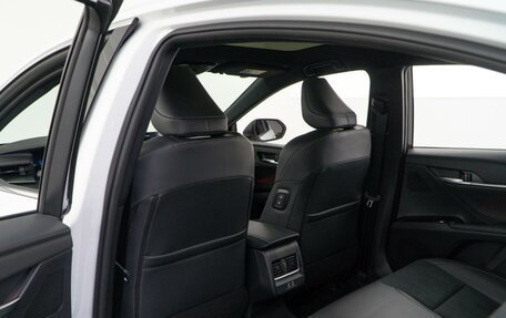 Toyota Camry, 2025 год, 12 фотография