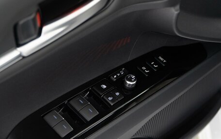 Toyota Camry, 2025 год, 17 фотография