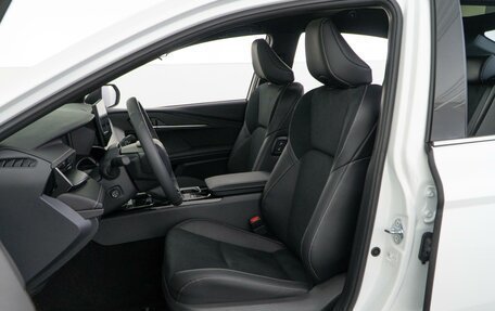 Toyota Camry, 2025 год, 11 фотография