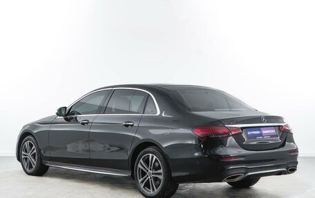 Mercedes-Benz E-Класс, 2022 год, 4 459 999 рублей, 2 фотография