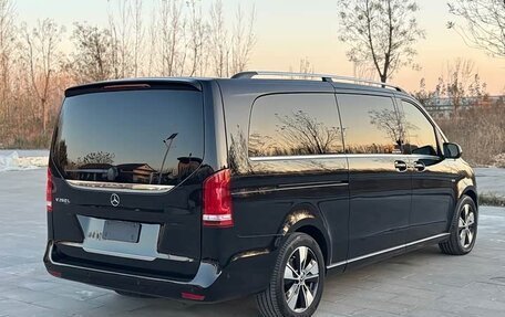 Mercedes-Benz V-Класс, 2022 год, 6 290 133 рублей, 6 фотография