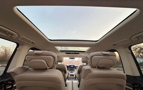 Mercedes-Benz V-Класс, 2022 год, 6 290 133 рублей, 19 фотография