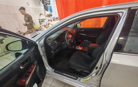 Toyota Camry, 2013 год, 1 580 000 рублей, 10 фотография