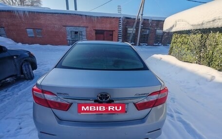 Toyota Camry, 2013 год, 1 580 000 рублей, 4 фотография
