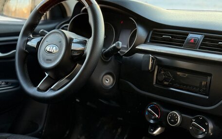 KIA Rio IV, 2018 год, 940 000 рублей, 7 фотография