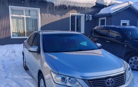 Toyota Camry, 2013 год, 1 580 000 рублей, 2 фотография