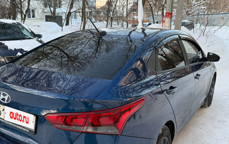 Hyundai Solaris II рестайлинг, 2022 год, 1 800 000 рублей, 4 фотография