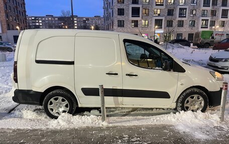 Peugeot Partner II рестайлинг 2, 2012 год, 580 000 рублей, 4 фотография