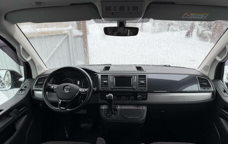 Volkswagen Caravelle T6 рестайлинг, 2019 год, 3 100 000 рублей, 9 фотография