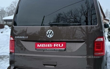 Volkswagen Caravelle T6 рестайлинг, 2019 год, 3 100 000 рублей, 4 фотография