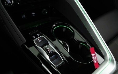 Audi Q5, 2025 год, 24 фотография