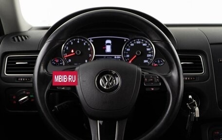 Volkswagen Touareg III, 2012 год, 1 969 050 рублей, 12 фотография