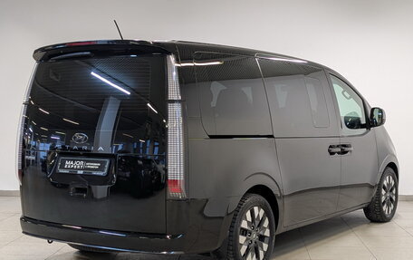 Hyundai Staria, 2022 год, 4 250 000 рублей, 5 фотография