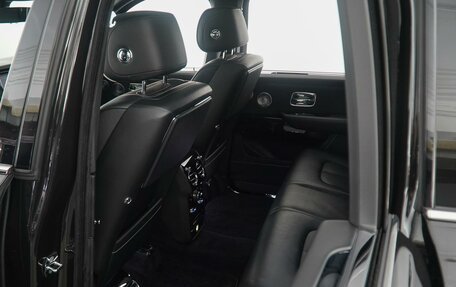 Rolls-Royce Cullinan, 2019 год, 29 499 050 рублей, 13 фотография