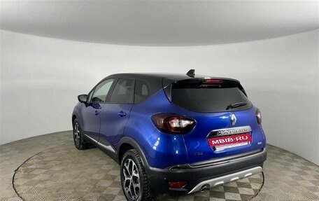 Renault Kaptur I рестайлинг, 2021 год, 1 699 000 рублей, 7 фотография