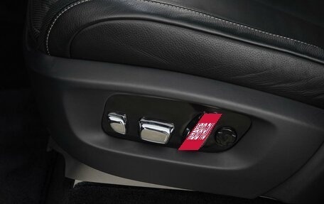 Rolls-Royce Cullinan, 2019 год, 29 499 050 рублей, 28 фотография