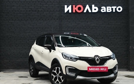 Renault Kaptur I рестайлинг, 2019 год, 1 565 000 рублей, 3 фотография