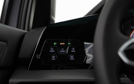 Volkswagen Golf VIII, 2025 год, 3 789 888 рублей, 25 фотография