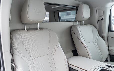 Lexus LM, 2025 год, 19 550 000 рублей, 15 фотография