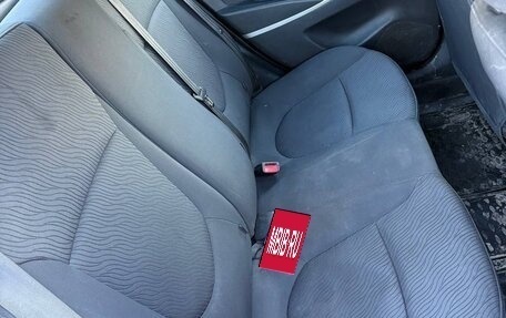 Hyundai Solaris II рестайлинг, 2014 год, 500 000 рублей, 12 фотография