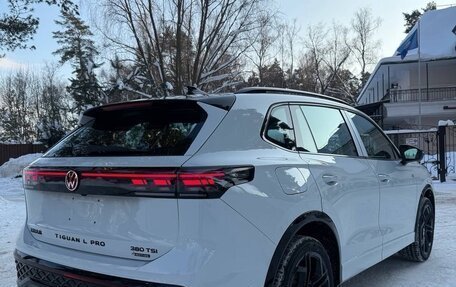 Volkswagen Tiguan, 2025 год, 4 670 000 рублей, 5 фотография