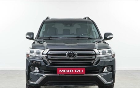 Toyota Land Cruiser 200, 2018 год, 5 649 999 рублей, 3 фотография
