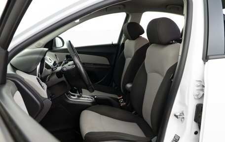 Chevrolet Cruze II, 2013 год, 923 999 рублей, 10 фотография