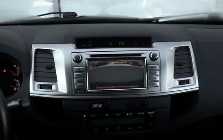 Toyota Hilux VII, 2014 год, 2 799 000 рублей, 25 фотография