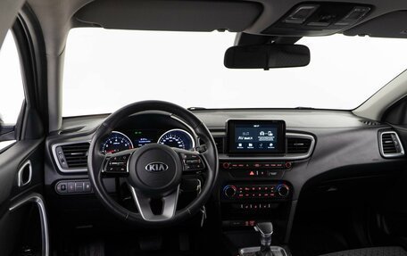 KIA cee'd III, 2019 год, 1 672 400 рублей, 6 фотография