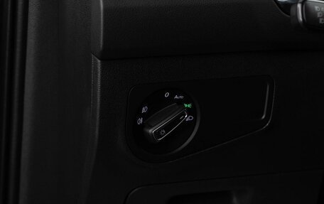 Volkswagen Tiguan II, 2019 год, 3 547 444 рублей, 21 фотография