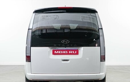 Hyundai Staria, 2024 год, 5 998 055 рублей, 4 фотография