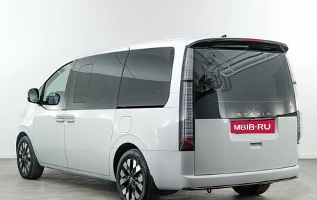 Hyundai Staria, 2024 год, 5 998 055 рублей, 2 фотография