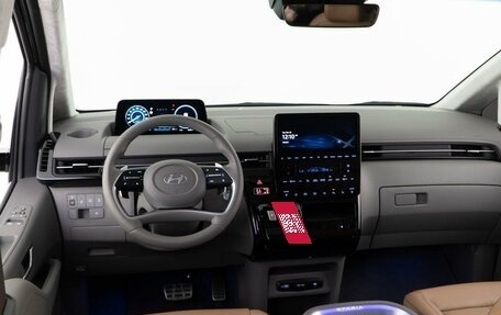 Hyundai Staria, 2024 год, 5 998 055 рублей, 8 фотография