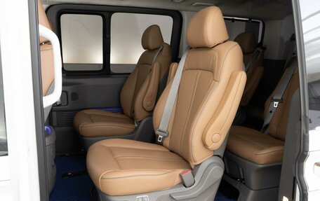 Hyundai Staria, 2024 год, 5 998 055 рублей, 12 фотография