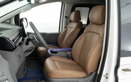 Hyundai Staria, 2024 год, 5 998 055 рублей, 13 фотография