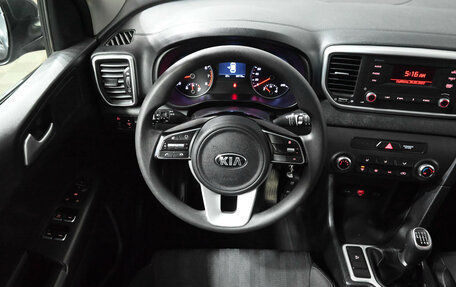 KIA Sportage IV рестайлинг, 2019 год, 2 180 000 рублей, 12 фотография