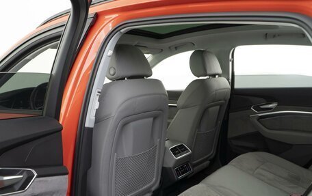 Audi e-tron Sportback I, 2020 год, 5 599 444 рублей, 14 фотография