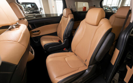 KIA Carnival, 2020 год, 3 300 000 рублей, 12 фотография