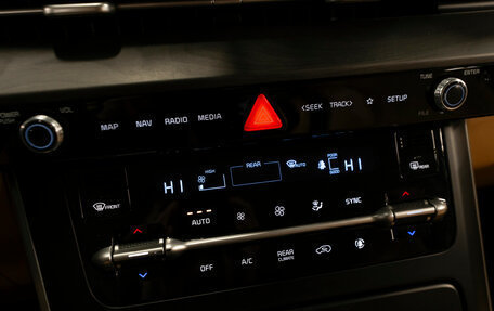 KIA Carnival, 2020 год, 3 300 000 рублей, 19 фотография