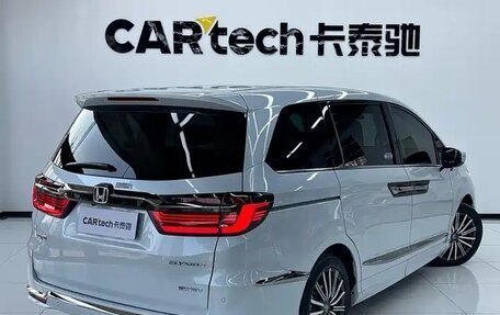 Honda Elysion, 2024 год, 6 000 000 рублей, 3 фотография