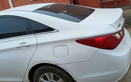 Hyundai Sonata VI, 2012 год, 900 000 рублей, 2 фотография