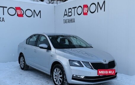 Skoda Octavia, 2018 год, 1 695 000 рублей, 3 фотография